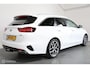 Kia Ceed Sportswagon 1.0 T-GDi GT-Line - Pano - Trekhaak - Stuur/Stoelverwarming