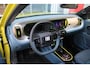 Fiat Grande Panda LA PRIMA 113PK 11 kW 44 kWh | WINTERPACK: STOEL/STUUR/VOORRUIT VERWARMING | DRAADLOZE APPLE CARPLAY/ANDROID AUTO | NAVIGATIE | ACHTERUITRIJCAMERA | PARKEERSENSOREN VOOR + ACHTER | DRAADLOZE TELEFOONLADER | LED KOPLAMPEN | CLIMATE CONTROL | 3-FASE | 17" LICHTMETALEN VELGEN | PRIVACY GLASS | ACHTERSPOILER |