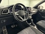 Volkswagen T-Roc 1.5 TSI R-Line DSG Automaat | IQ Light | Elektrische Achterklep | Winterpakket
