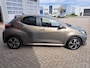 Toyota Yaris 1.5 HYBRID DYNAMIC KEYLESS LED-PAKKET STOEL/STUURVERWARMING DRAADLOOS-LADEN-TEL