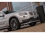BMW X1 xDrive28i High Executive X-Line | HiFi audio | Sportstuur | Cruise control | 18 inch | Climate control | Navigatie | Bluetooth | Regensensor | Dakrails | Parkeersensoren