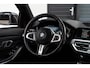 BMW 3-Serie 320i M-Sport CAMERA / LEER / HUD