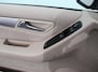 Mercedes-Benz B-klasse 160 Business Class Sport BlueEFFICIENCY Navigatie Automatische Airco Lichtmetalen Velgen Parkeer Sensoren Extra Getint Glas
