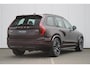 Volvo XC90 T8 Automaat Plug-in hybrid AWD Ultra Dark | High End Audio by Bowers en Wilkins | Luchtvering | Nappa leder interieur | Gelaagde zijruiten | Semi Electrische Trekhaak| Voorstoelen met Massage Functie | Adaptive Cruise & Pilot Assist |