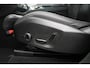 Volvo XC90 T8 Automaat Plug-in hybrid AWD Ultra Dark |Premium Audio by Bowers en Wilkins| Luchtvering| Nappa leder interieur|Gelaagde zijruiten| Semi Electrische Trekhaak| Voorstoelen met Massage Functie| Alarmklasse 3.