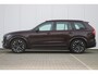 Volvo XC90 T8 Automaat Plug-in hybrid AWD Ultra Dark |Premium Audio by Bowers en Wilkins| Luchtvering| Nappa leder interieur|Gelaagde zijruiten| Semi Electrische Trekhaak| Voorstoelen met Massage Functie| Alarmklasse 3.