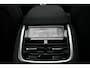 Volvo XC90 T8 Automaat Plug-in hybrid AWD Ultra Dark |Premium Audio by Bowers en Wilkins| Luchtvering| Nappa leder interieur|Gelaagde zijruiten| Semi Electrische Trekhaak| Voorstoelen met Massage Functie| Alarmklasse 3.