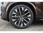 Volvo XC90 T8 Automaat Plug-in hybrid AWD Ultra Dark |Premium Audio by Bowers en Wilkins| Luchtvering| Nappa leder interieur|Gelaagde zijruiten| Semi Electrische Trekhaak| Voorstoelen met Massage Functie| Alarmklasse 3.