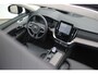 Volvo XC90 T8 Automaat Plug-in hybrid AWD Ultra Dark | High End Audio by Bowers en Wilkins | Luchtvering | Nappa leder interieur | Gelaagde zijruiten | Semi Electrische Trekhaak| Voorstoelen met Massage Functie | Adaptive Cruise & Pilot Assist |