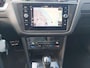 Volkswagen Tiguan 1.5 TSI 150pk DSG R-Line · Panoramadak · Trekhaak · Camera · Apple/Android Car Play · Navigatie · Stoel-& Stuurverwarming · 19'' Inch ·