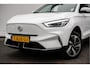 MG MG ZS EV Long Range Luxury 70 kWh SOH 97% Panoramdak/ Leer/ 17" Lmv/ Stoelverwarming/ Adapt. cruise/ Camera/ Carplay