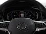 Volkswagen T-Roc 1.5 TSI DSG R-Line + Design pakket Black Automaat Climate control Stoelverwarming Stuurverwarming Parkeersensoren LED Adaptieve cruise control Camera Panorama dak Navigatie Apple Carplay/Android Auto Climate control