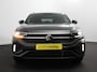 Volkswagen T-Roc 1.5 TSI DSG R-Line + Design pakket Black Automaat Climate control Stoelverwarming Stuurverwarming Parkeersensoren LED Adaptieve cruise control Camera Panorama dak Navigatie Apple Carplay/Android Auto Climate control