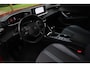 Peugeot 2008 1.2 PureTech Allure | Panorama | Full Led | Nieuw Model | Trekhaak | Botspreventie | Elek. Ramen | Android Auto |