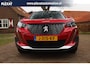 Peugeot 2008 1.2 PureTech Allure | Panorama | Full Led | Nieuw Model | Trekhaak | Botspreventie | Elek. Ramen | Android Auto |