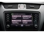 Skoda Octavia Combi 1.0 TSI Greentech Ambition Business DSG Clima/Cruise/Navi/Bluetooth/PDC/Apple/Android/16"LM/Trekhaak/APK:2027