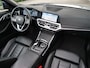 BMW 4-Serie Cabrio 420i High Executive 184 Pk Automaat Navi / DAB / Apple Carplay / Leer / HUD / Windscherm / Nekverwarming