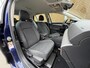 Volkswagen Golf 1.0 eTSI Life Automaat | Achteruitrijcamera | Navigatiesysteem | Metallic lak | LED verlichting | Adaptieve cruise control | Apple CarPlay/Android Auto | Lichtmetalen velgen | Parkeersensoren voor en achter