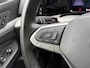 Volkswagen Golf 1.0 eTSI Life Automaat | Achteruitrijcamera | Navigatiesysteem | Metallic lak | LED verlichting | Adaptieve cruise control | Apple CarPlay/Android Auto | Lichtmetalen velgen | Parkeersensoren voor en achter