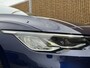 Volkswagen Golf 1.0 eTSI Life Automaat | Achteruitrijcamera | Navigatiesysteem | Metallic lak | LED verlichting | Adaptieve cruise control | Apple CarPlay/Android Auto | Lichtmetalen velgen | Parkeersensoren voor en achter