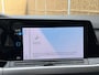 Volkswagen Golf 1.0 eTSI Life Automaat | Achteruitrijcamera | Navigatiesysteem | Metallic lak | LED verlichting | Adaptieve cruise control | Apple CarPlay/Android Auto | Lichtmetalen velgen | Parkeersensoren voor en achter