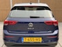 Volkswagen Golf 1.0 eTSI Life Automaat | Achteruitrijcamera | Navigatiesysteem | Metallic lak | LED verlichting | Adaptieve cruise control | Apple CarPlay/Android Auto | Lichtmetalen velgen | Parkeersensoren voor en achter