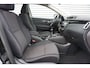 Nissan Qashqai 1.2 Acenta Climate / Navi / Cruise / Camera / Parkeers. / Trekhaak / Lm velgen