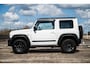 Suzuki Jimny 1.5 Stijl | 4 Persoons | Airco/Clima | Cruise Control | Navigatie | Stoelverwarming | Trekhaak |