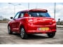 Suzuki Swift 1.0 Stijl Smart Hybrid | Airco/Clima | Adaptive Cruise Control | Achteruitrijcamera | LM Velgen | Navigatie |
