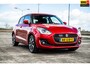 Suzuki Swift 1.0 Stijl Smart Hybrid | Airco/Clima | Adaptive Cruise Control | Achteruitrijcamera | LM Velgen | Navigatie |