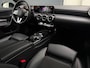 Mercedes-Benz A-klasse 200 Premium Automaat 163 Pk Cruise/Climate/Camera/19 Inch/PDC/Leder/Navi/Bluetooth/LED/Apk 05-2027