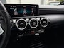 Mercedes-Benz A-klasse 200 Premium Automaat 163 Pk Cruise/Climate/Camera/19 Inch/PDC/Leder/Navi/Bluetooth/LED/Apk 05-2027