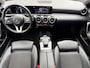 Mercedes-Benz A-klasse 200 Premium Automaat 163 Pk Cruise/Climate/Camera/19 Inch/PDC/Leder/Navi/Bluetooth/LED/Apk 05-2027