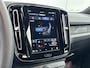 Volvo XC40 Single Motor Extened Range Core 82 kWh | 19" Allseason | Black Pack | Parkeercamera | Carplay | Parkeerverwarming | Parkeersensoren V+A