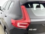 Volvo XC40 T4 Recharge Plus Dark | 19" Allseason | Elektr. verst. Stoelen | Harman Kardon | Adaptieve Cruise | BLIS | Stoel/Stuurverwarming | Parkeercamera | Keyless