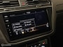 Volkswagen Tiguan 1.4 TSI Hybrid R-Line Panorama/Keyless/HUD/Black style