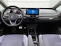 Volkswagen ID.3 First Plus 58 kWh / Trekhaak / Pdc+Camera / Xenon / Airco-ecc / Radio multimedia / Navigatie / Apk 12-2026