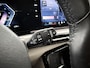 BMW iX1 eDrive20 67 kWh M-Pakket | SOH 98% | Panormadak | Sportstoelen | Curved Display | Harman/Kardon | Camera | Apple CarPlay/Android Auto | Ele.verstelbare stoelen + Geheugen | Ele. kofferdeksel |