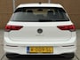 Volkswagen Golf 1.0 TSI Life Business Stoel- en stuurverwarming | LED verlichting | Adaptieve cruise control | Climate control | Navigatiesysteem | Ergoactive bestuurdersstoel | DAB | Parkeersensoren voor en achter | Spiegels elektrisch inklapbaar