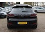 Porsche Macan 2.0 / NL Auto / Dealer onderhouden / Panoramadak / Camera / Luchtvering / Sportdesign+Chrono / 21'' / Adaptieve stoelen / CarPlay / Bose / DAB / Stoelverwarming / ACC