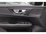 Volvo V60 2.0 T5 R-Design / Trekhaak / Panoramadak / Camera / Leder / Harman Kardon / 20'' / Keyless / CarPlay / Stuurverwarming / Stoelverwarming 4x / DAB / Dodehoek / Cruise Control