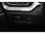 Volvo V60 2.0 T5 R-Design / Trekhaak / Panoramadak / Camera / Leder / Harman Kardon / 20'' / Keyless / CarPlay / Stuurverwarming / Stoelverwarming 4x / DAB / Dodehoek / Cruise Control