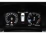 Volvo V60 2.0 T5 R-Design / Trekhaak / Panoramadak / Camera / Leder / Harman Kardon / 20'' / Keyless / CarPlay / Stuurverwarming / Stoelverwarming 4x / DAB / Dodehoek / Cruise Control