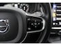 Volvo V60 2.0 T5 R-Design / Trekhaak / Panoramadak / Camera / Leder / Harman Kardon / 20'' / Keyless / CarPlay / Stuurverwarming / Stoelverwarming 4x / DAB / Dodehoek / Cruise Control