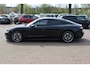 Porsche Taycan Performance 84 kWh / SoH 94,6% / Panoramadak / 360Camera / Luchtvering / Sportchrono / 21'' / Bose / Keyless / Adaptieve Stoelen / Stuur+Stoelverwarming / Dodehoek / DAB / ACC