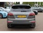 Porsche Cayenne 3.0 S E-Hybrid / Full option! / NL Auto! / Trekhaak / Panoramadak / 360Camera / Luchtvering / Bose / 20'' / Keyless / Sportchrono / Stuurverwarming / Stoelventilatie 4x / Stoelverwarming 4x / Dodehoek / DAB
