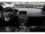 Volvo XC60 2.0 D3 FWD Polar+ R-design / 131.279 km! / Trekhaak / Leder&Alcantara / Standkachel / 18'' / Navigatie / Bliss / Stoelverwarming / DAB / ACC