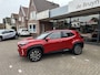 Toyota Yaris Cross 1.5 Hybrid 130 Dynamic + Comfort Pack dodehoekdetectie / stoelverwarming / stuurwielverwarming / parkeersensoren voor + achter / Navigatie / Apple Carplay / Android Auto / parkeercamera / 10 jaar Toyota garantie / rijklaarprijs incl. Toyota Pechhulppas
