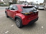 Toyota Yaris Cross 1.5 Hybrid 130 Dynamic + Comfort Pack dodehoekdetectie / stoelverwarming / stuurwielverwarming / parkeersensoren voor + achter / Navigatie / Apple Carplay / Android Auto / parkeercamera / 10 jaar Toyota garantie / rijklaarprijs incl. Toyota Pechhulppas