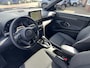 Toyota Yaris Cross 1.5 Hybrid 130 Dynamic + Comfort Pack dodehoekdetectie / stoelverwarming / stuurwielverwarming / parkeersensoren voor + achter / Navigatie / Apple Carplay / Android Auto / parkeercamera / 10 jaar Toyota garantie / rijklaarprijs incl. Toyota Pechhulppas
